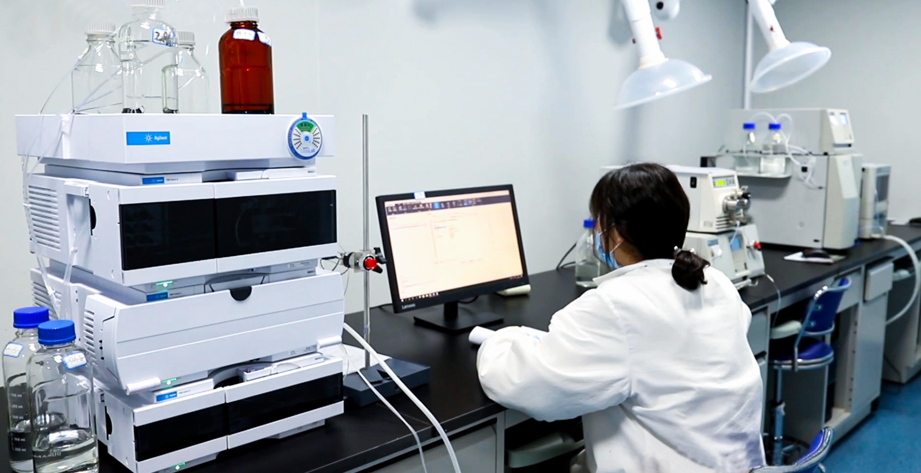 Agilent 8890 Gas Chromatograph